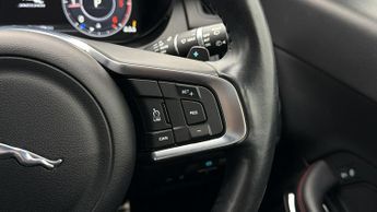 Jaguar E-PACE CHEQUERED FLAG