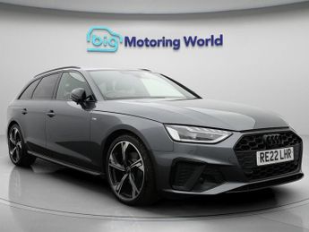 Audi A4 AVANT TFSI S LINE BLACK EDITION