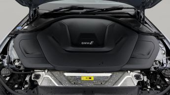BMW i4 EDRIVE40 M SPORT