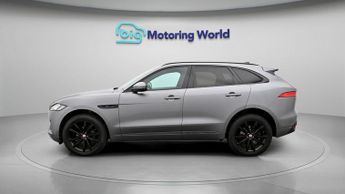 Jaguar F-PACE CHEQUERED FLAG AWD