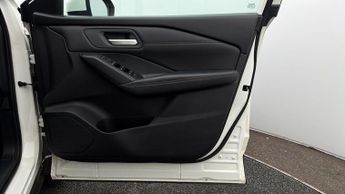 Nissan Qashqai DIG-T ACENTA PREMIUM