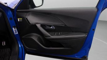 Peugeot E-2008 GT LINE