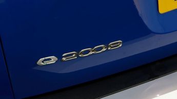 Peugeot E-2008 GT LINE