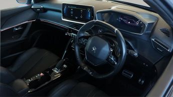Peugeot E-2008 GT LINE