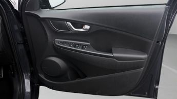 Hyundai KONA PREMIUM