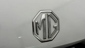 MG MG4 TROPHY