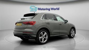 Audi Q3 TFSI S LINE