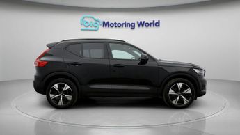 Volvo XC40 RECHARGE T4 R-DESIGN