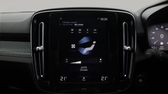 Volvo XC40 RECHARGE T4 R-DESIGN