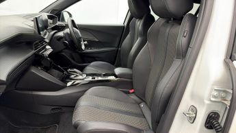 Peugeot E-2008 GT