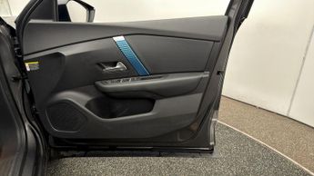Citroen e-C4 SHINE PLUS