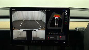 Tesla Model Y BASE