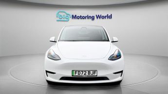 Tesla Model Y BASE