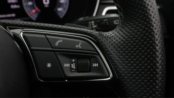 Audi A4 Avant AVANT TFSI S LINE BLACK EDITION