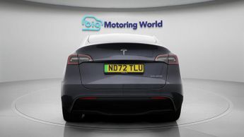 Tesla Model Y LONG RANGE AWD