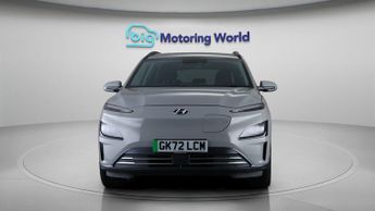 Hyundai KONA PREMIUM