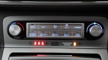 Hyundai KONA PREMIUM