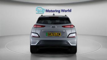 Hyundai KONA PREMIUM