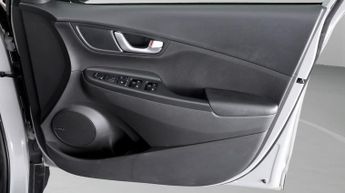 Hyundai KONA PREMIUM