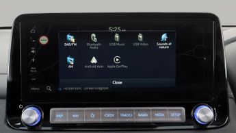 Hyundai KONA PREMIUM