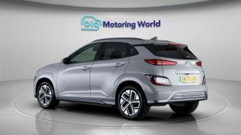 Hyundai KONA PREMIUM