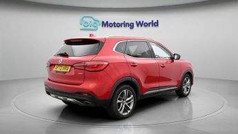 MG MG HS EXCLUSIVE DCT