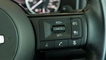 Nissan Qashqai DIG-T ACENTA PREMIUM DCT