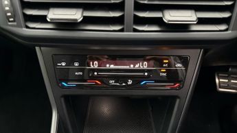 Volkswagen Polo R-LINE TSI DSG