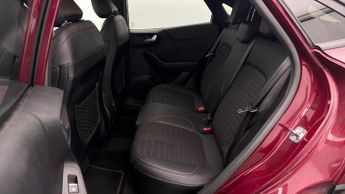 Ford Puma VIVID RUBY EDITION