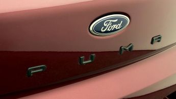 Ford Puma VIVID RUBY EDITION