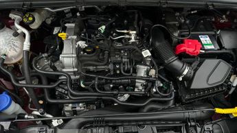 Ford Puma VIVID RUBY EDITION