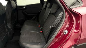 Ford Puma VIVID RUBY EDITION