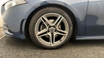 Mercedes-Benz A Class A 180 AMG LINE EXECUTIVE