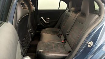 Mercedes-Benz A Class A 180 AMG LINE EXECUTIVE