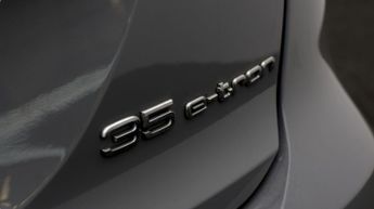 Audi Q4 e-tron SPORT