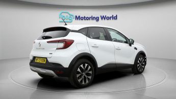 Renault Captur EVOLUTION E-TECH