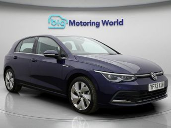 Volkswagen Golf STYLE TSI