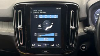 Volvo XC40 B4 INSCRIPTION PRO