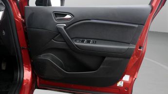 Renault Captur TECHNO E-TECH