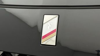 DS AUTOMOBILES DS 7 CROSSBACK E-TENSE RIVOLI