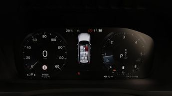 Volvo XC90 B5 R-DESIGN AWD