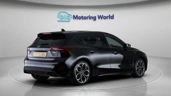 Ford Focus ST-LINE X