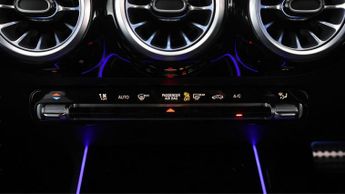 Mercedes-Benz GLA GLA 200 AMG LINE EXECUTIVE