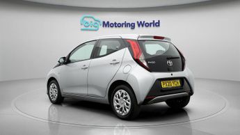 Toyota AYGO VVT-I X-PLAY X-SHIFT
