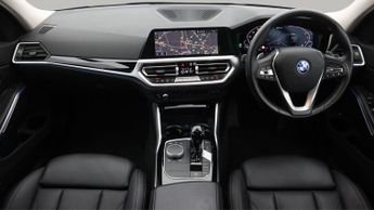 BMW 3 Series 330E SE PRO