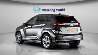 Hyundai KONA PREMIUM