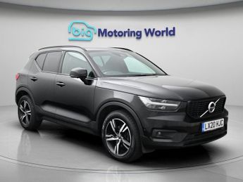 Volvo XC40 T3 R-DESIGN