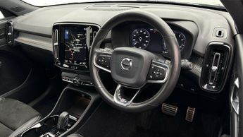 Volvo XC40 T3 R-DESIGN