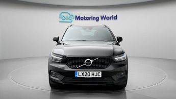 Volvo XC40 T3 R-DESIGN