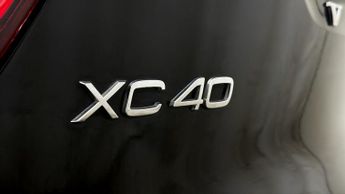 Volvo XC40 T3 R-DESIGN